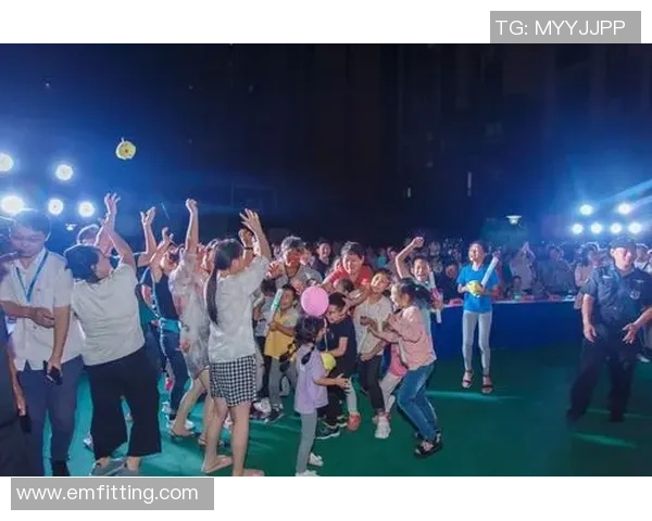 足球明星共庆中秋佳节团圆夜球迷欢聚一堂共享美好时光