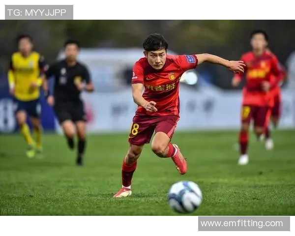 重庆足球队荣登足球速度排行榜第十位展现出色竞技实力