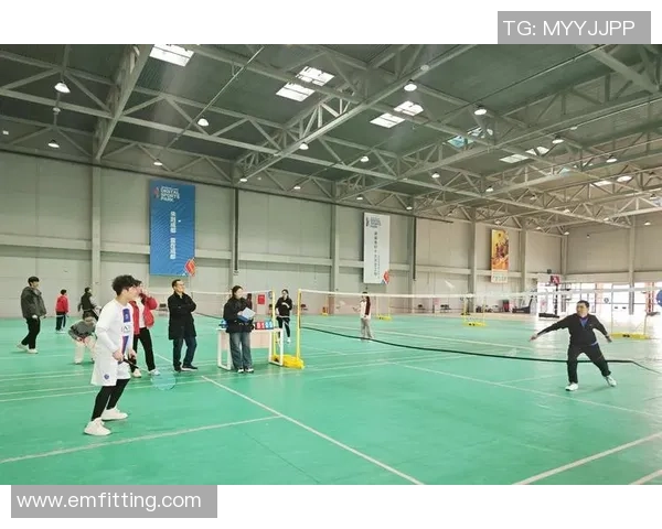 成都羽毛球队的控制策略与发展趋势深度解析 成都羽毛球队的控制策略与发展趋势深度解析