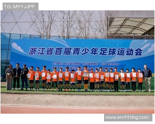 杭州足球队荣登足球节奏排行榜第二名引发热议与期待 杭州足球队荣登足球节奏排行榜第二名引发热议与期待